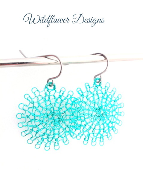 earrings green wire flower